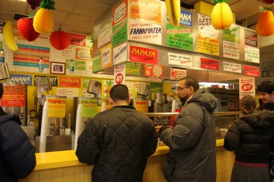 Gray’s Papaya