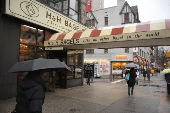 H &amp; H Bagels